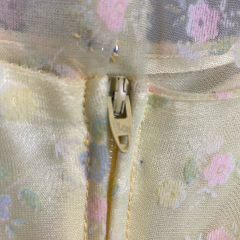 Vintage 1970s Floral Maxi Dress - Picture 4 of 4